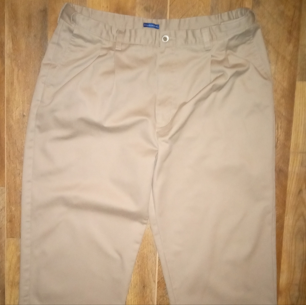 FALLS CREEK Khaki Classic Flat Front Straight Leg Pants Men's Size 40x32 Beige